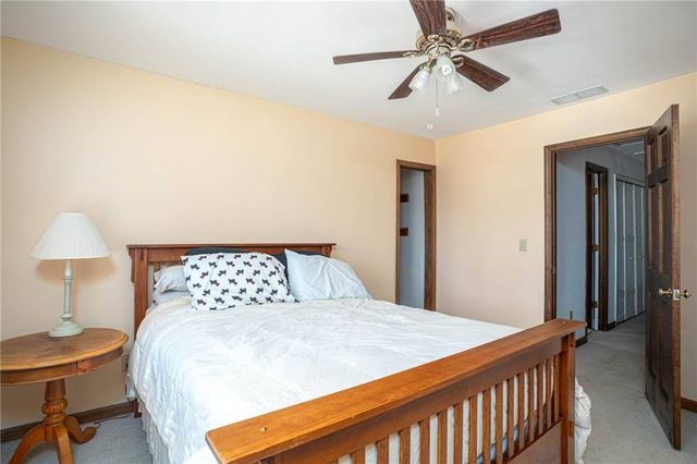 1627 Red Fox SW Run, Lilburn, GA 30047