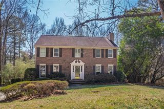 1627 Red Fox SW Run, Lilburn, GA 30047