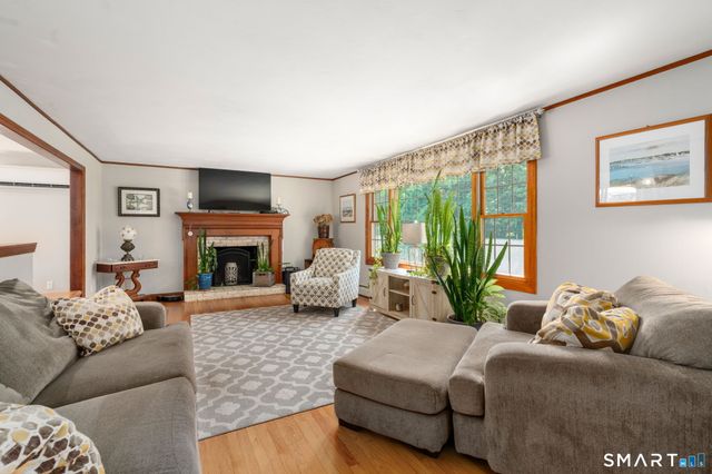 3289 Phelps Road, Suffield, CT 06093