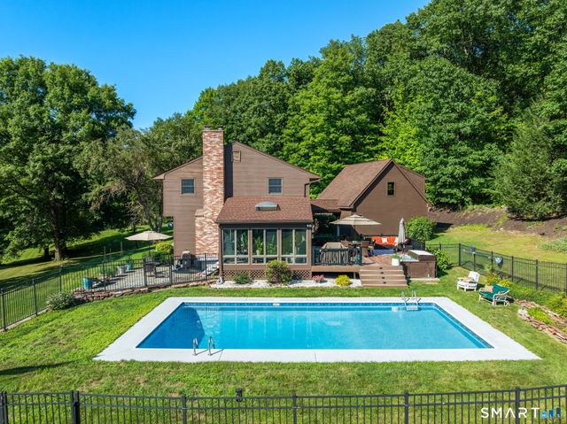 3289 Phelps Road, Suffield, CT 06093