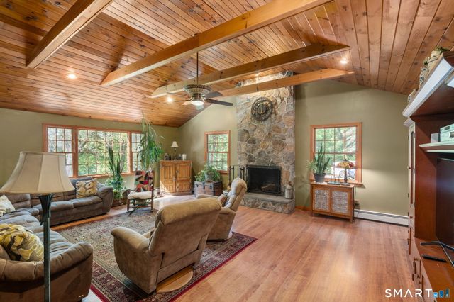 3289 Phelps Road, Suffield, CT 06093