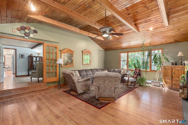 3289 Phelps Road, Suffield, CT 06093