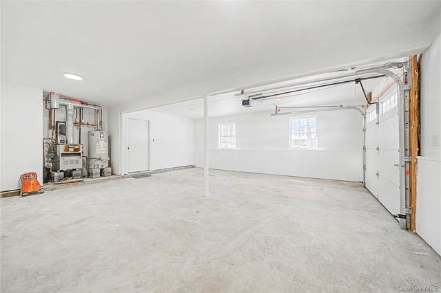 25 Clinton Street, Middletown, NY 10940