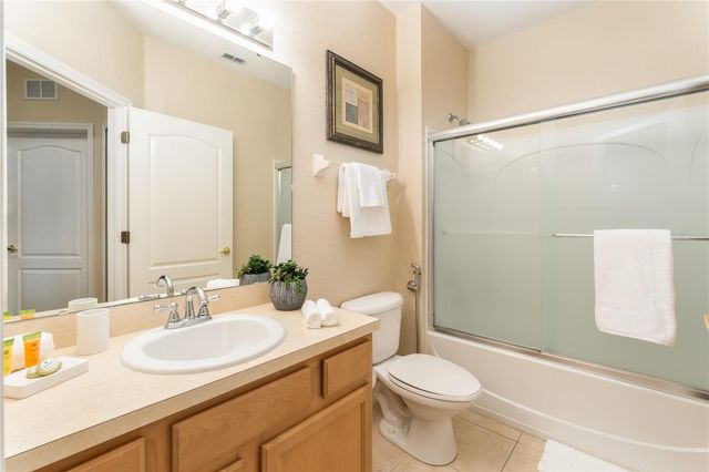 2457 CARAVELLE CIRCLE, Kissimmee, FL 34746
