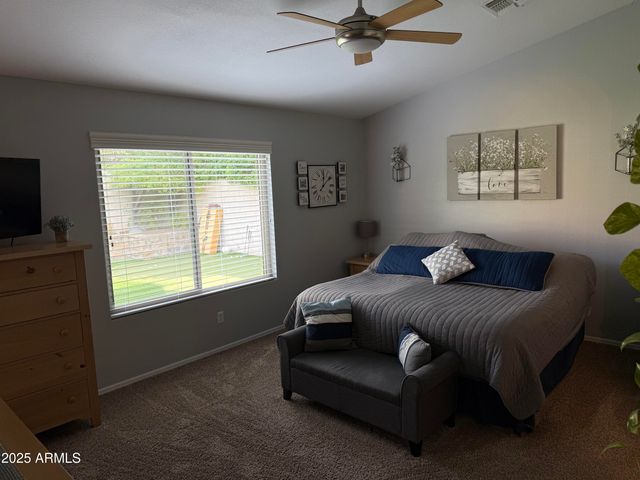 9254 W Lone Cactus Drive, Peoria, AZ 85382