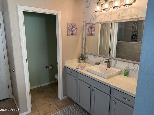 9254 W Lone Cactus Drive, Peoria, AZ 85382