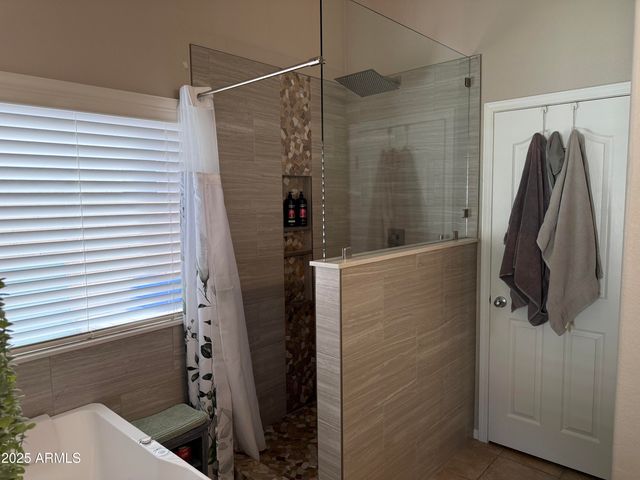 9254 W Lone Cactus Drive, Peoria, AZ 85382