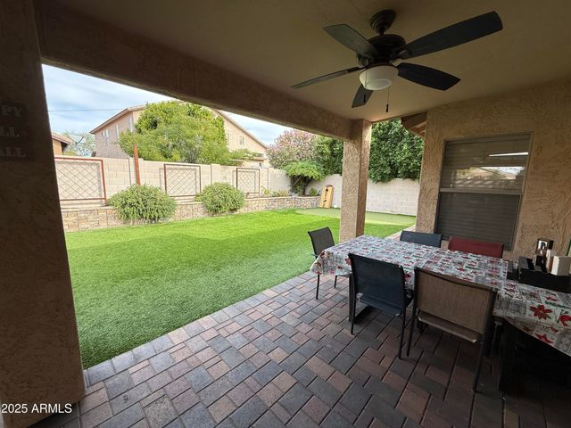 9254 W Lone Cactus Drive, Peoria, AZ 85382