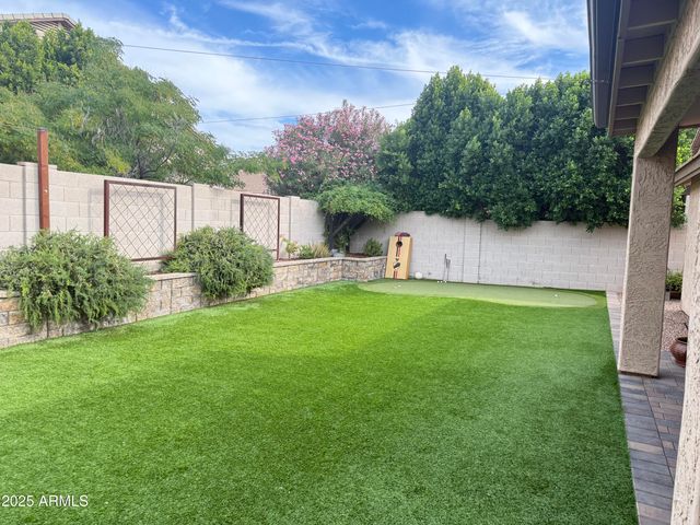 9254 W Lone Cactus Drive, Peoria, AZ 85382