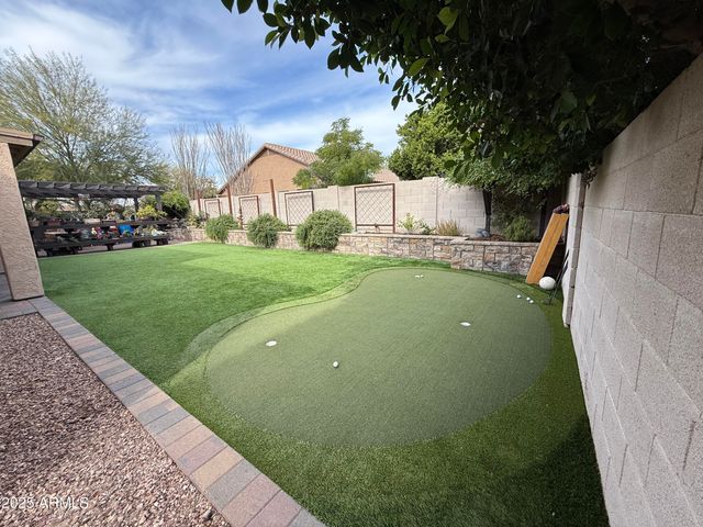 9254 W Lone Cactus Drive, Peoria, AZ 85382