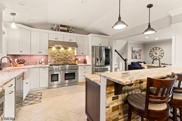 6 Hickory Rd, Denville Twp., NJ 07834