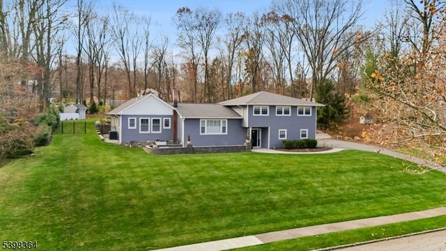 6 Hickory Rd, Denville Twp., NJ 07834