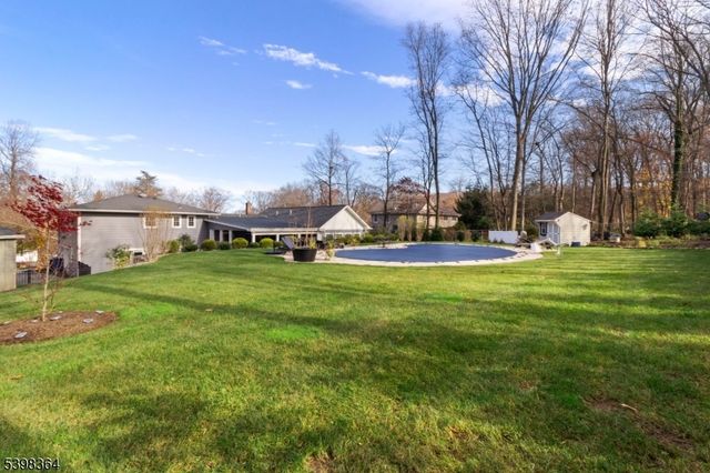 6 Hickory Rd, Denville Twp., NJ 07834