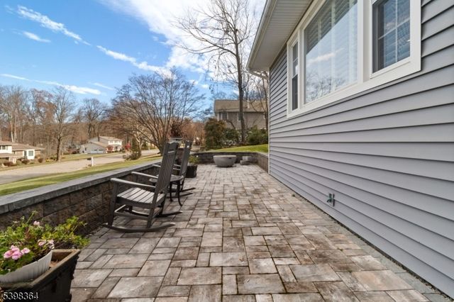 6 Hickory Rd, Denville Twp., NJ 07834