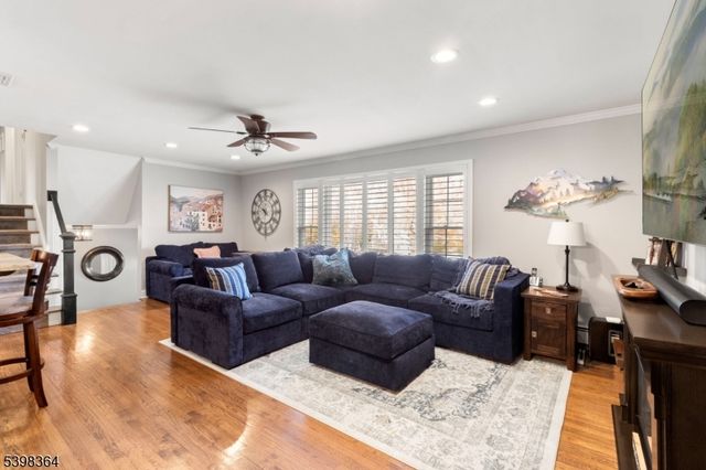 6 Hickory Rd, Denville Twp., NJ 07834