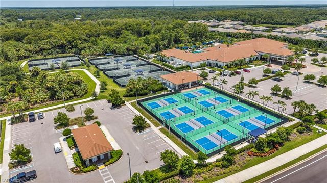 12445 Dahlia CT, Naples, FL 34120