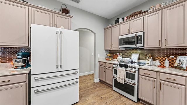 158 COSTA LOOP, Auburndale, FL 33823