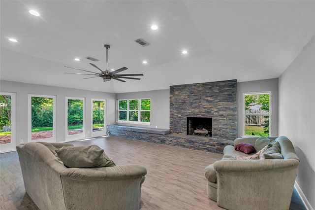 8902 Theysen Drive, Houston, TX 77080