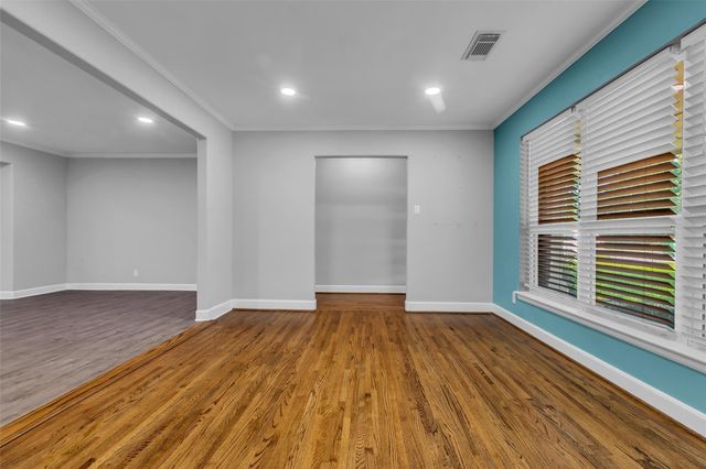 8902 Theysen Drive, Houston, TX 77080