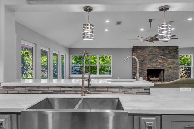 8902 Theysen Drive, Houston, TX 77080