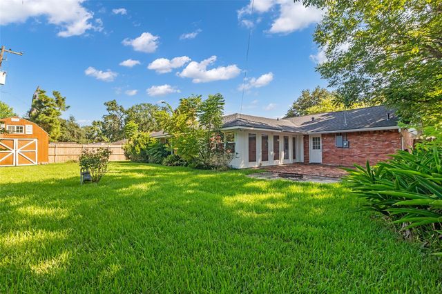 8902 Theysen Drive, Houston, TX 77080