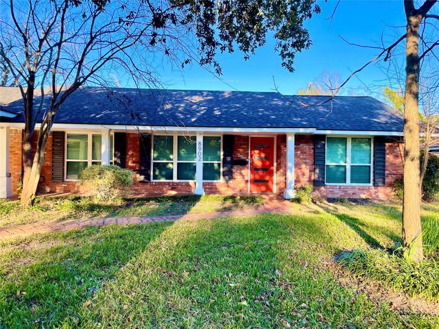 8902 Theysen Drive, Houston, TX 77080