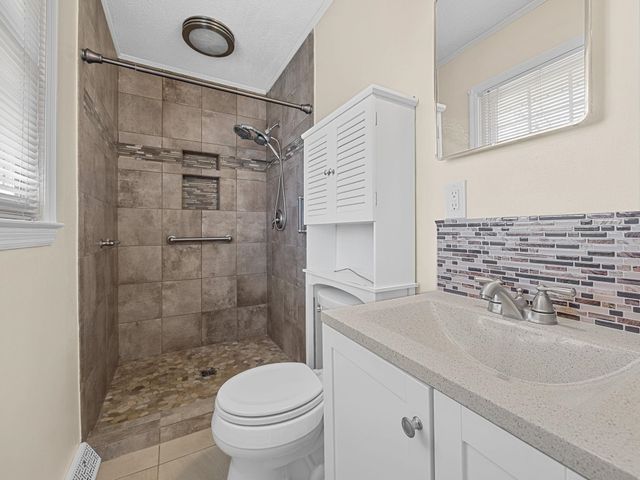 524 Kelly Road, Woodruff, SC 29388