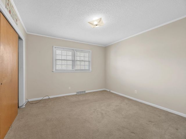 524 Kelly Road, Woodruff, SC 29388