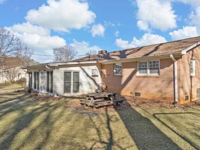 524 Kelly Road, Woodruff, SC 29388