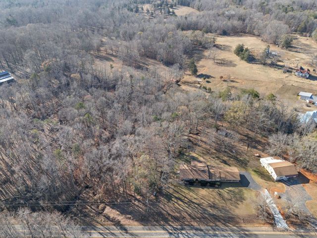 524 Kelly Road, Woodruff, SC 29388