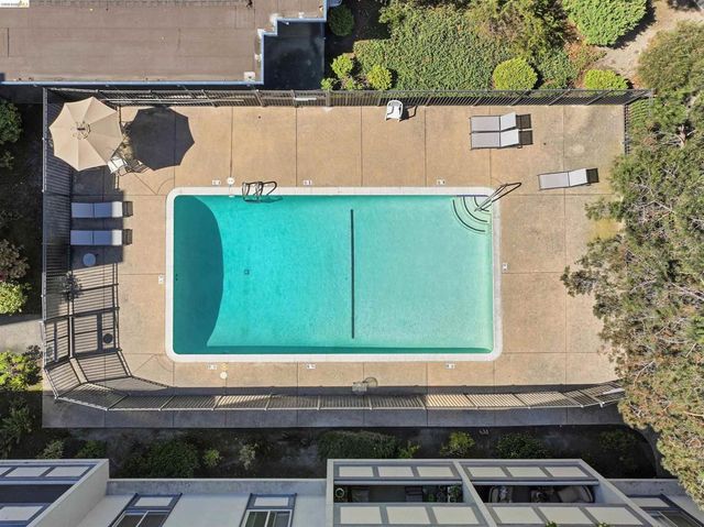 955 shorepoint 209, Alameda, CA 94501