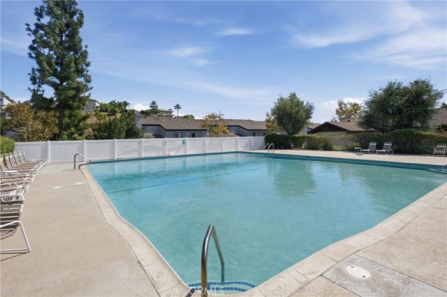 5046 Lakeview Avenue 24, Yorba Linda, CA 92886