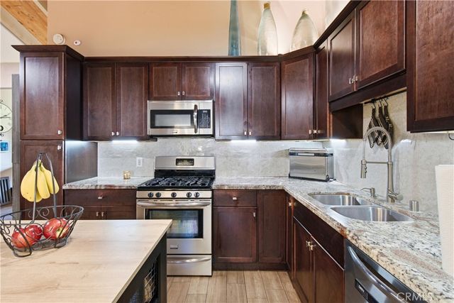 5046 Lakeview Avenue 24, Yorba Linda, CA 92886
