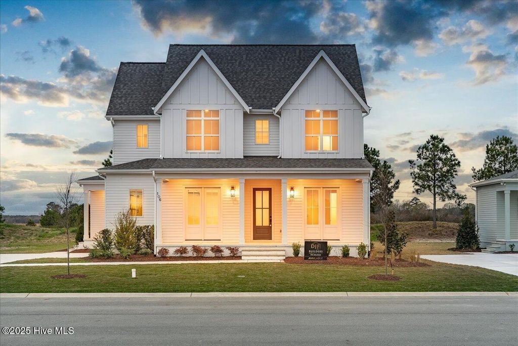 Image 1 of property listing at 106 Pinewood Cove, Snow Hill, NC 28580