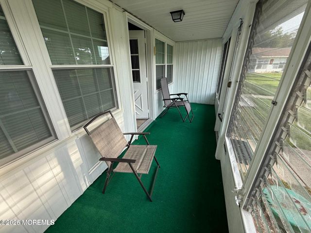 1178B Clydebank Court, Lakewood, NJ 08701