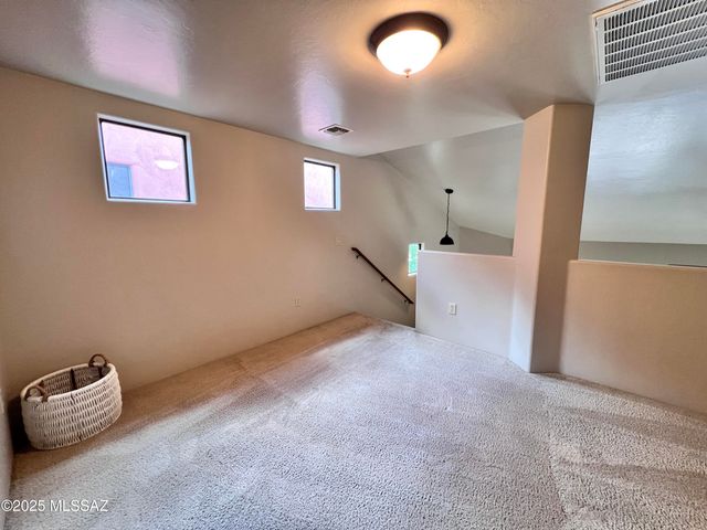3131 N Olsen Avenue, Tucson, AZ 85719