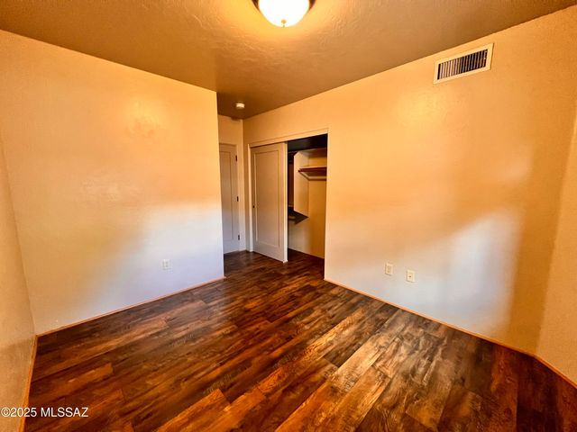 3131 N Olsen Avenue, Tucson, AZ 85719