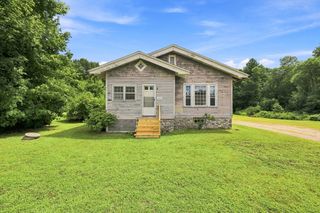588 Poole St, Ludlow, MA 01056