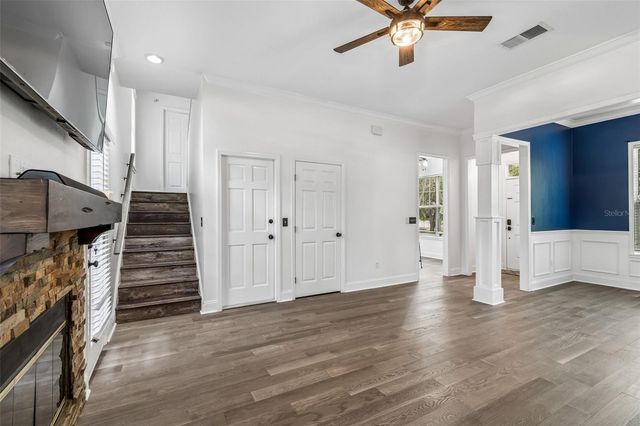 2805 SOUTHPOINTE LANE, Tampa, FL 33611