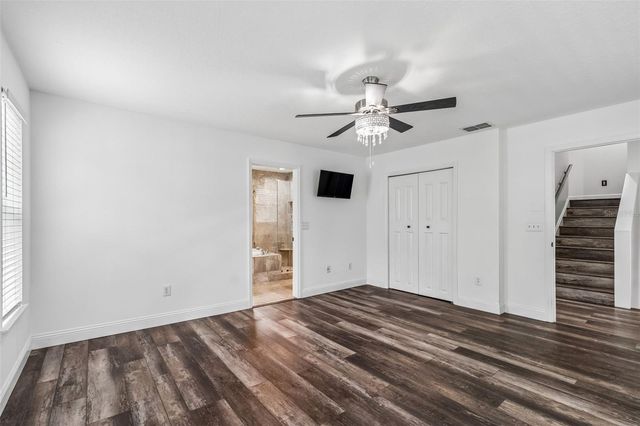 2805 SOUTHPOINTE LANE, Tampa, FL 33611