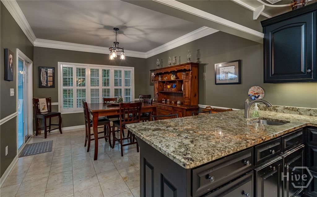 Image 12 of property listing at 325 Twin Oaks Circle, Bogart, GA 30622