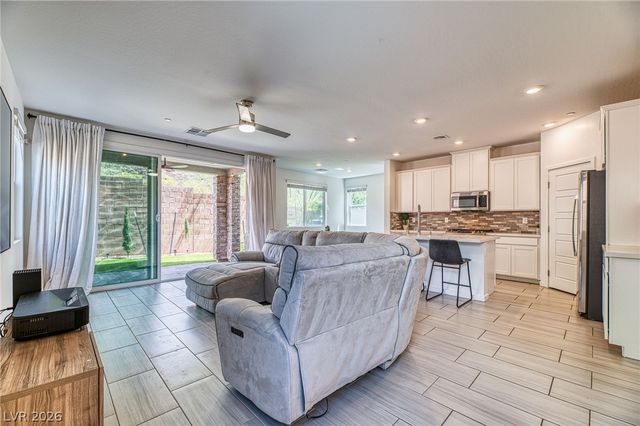 56 Strada Moscato, Henderson, NV 89011