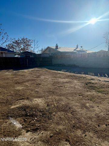 745 W Center Street, Fallon, NV 89406