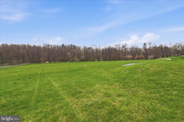 674 INTEGRITY DR, Lititz, PA 17543