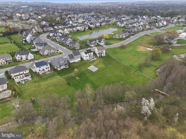674 INTEGRITY DR, Lititz, PA 17543
