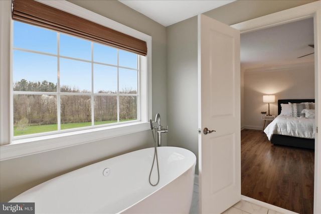 674 INTEGRITY DR, Lititz, PA 17543