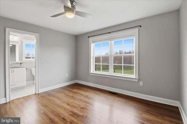 674 INTEGRITY DR, Lititz, PA 17543