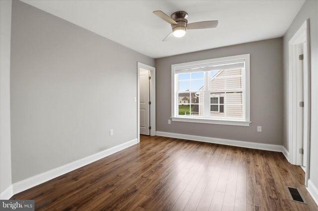 674 INTEGRITY DR, Lititz, PA 17543