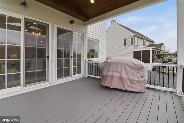 674 INTEGRITY DR, Lititz, PA 17543