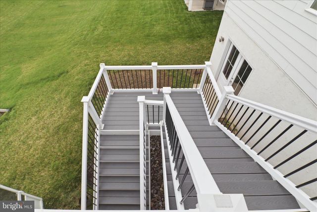 674 INTEGRITY DR, Lititz, PA 17543